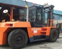 🚜 DỊCH VỤ CHO THUÊ XE NÂNG KHU CÔNG NGHIỆP TÂN UYÊN – TRUNG HIẾU UY TÍN, CHUYÊN NGHIỆP