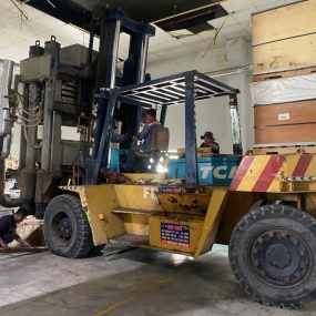 Dịch vụ nâng hạ máy móc tại Bình Dương – Giải pháp an toàn, chuyên nghiệp