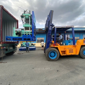 Thuê xe nâng tại Bến Cát phục vụ KCN Mỹ Phước chuyên nghiệp