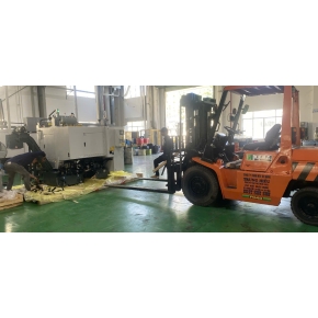 Nâng hạ máy móc Tân Uyên