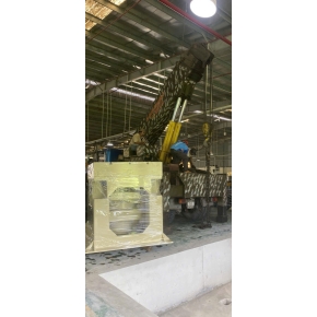 Hình ảnh cẩu hàng hóa