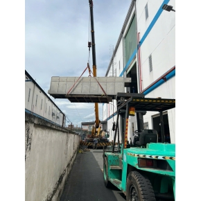 Hình ảnh cẩu hàng hóa