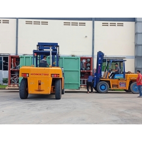 Một số hình ảnh xe nâng