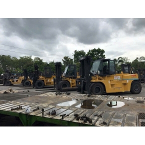 Một số hình ảnh xe nâng