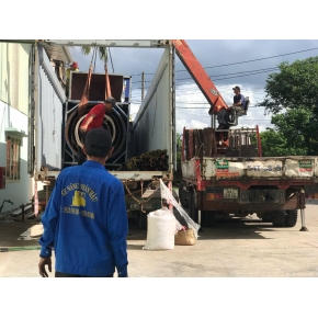 Đóng rút máy móc container tại KCN Vĩnh Tân