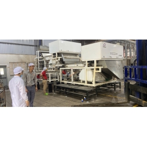 Nâng dàn máy hạng nặng trong xưởng KCN Bình Dương