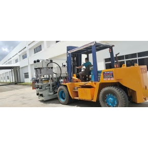 Nâng hạ hàng hóa KCN Rạch Bắp - Bến cát