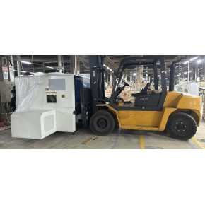 Nâng hạ máy móc KCN Vĩnh Tân, Tân Uyên. Bình Dương