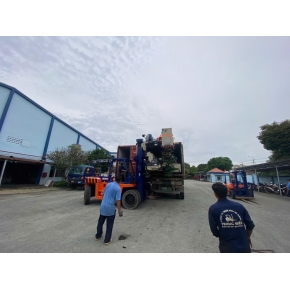 Nâng hạ máy móc KCN Vĩnh Tân, Tân Uyên. Bình Dương