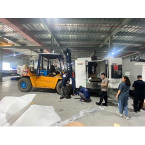 Dịch vụ cho thuê xe nâng Bến Cát Bình Dương