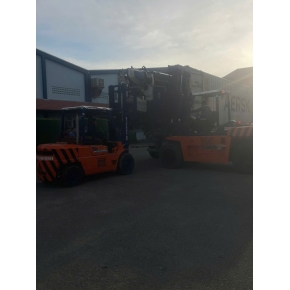 Nâng hạ máy móc KCN Mỹ Phước 1