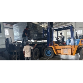 Dịch vụ thuê xe nâng tại Bình Dương – Giải pháp tối ưu cho doanh nghiệp