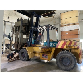 Dịch vụ nâng hạ máy móc tại Bình Dương – Giải pháp an toàn, chuyên nghiệp