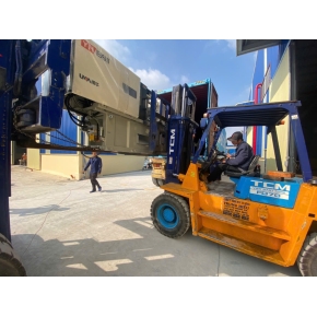 Dịch vụ nâng hạ hàng hóa tại Bến Cát, Bình Dương chuyên nghiệp