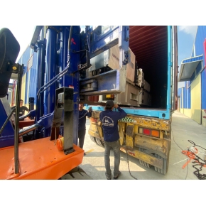 Dịch vụ nâng hạ hàng hóa tại Bến Cát, Bình Dương chuyên nghiệp