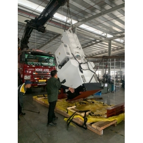 Dịch vụ nâng hạ hàng hóa tại Dĩ An, Bình Dương chuyên nghiệp