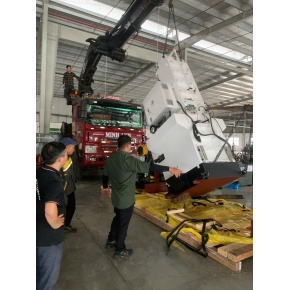 Dịch vụ nâng hạ hàng hóa tại Dĩ An, Bình Dương chuyên nghiệp