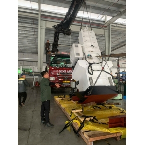 Dịch vụ nâng hạ hàng hóa tại Dĩ An, Bình Dương chuyên nghiệp