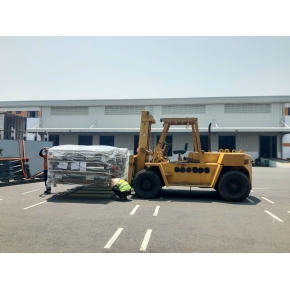 DỊCH VỤ NÂNG CẨU HÀNG HÓA, ĐÓNG RÚT CONTAINER TẠI KCN MỸ PHƯỚC - BẾN CÁT