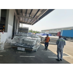 DỊCH VỤ NÂNG CẨU HÀNG HÓA, ĐÓNG RÚT CONTAINER TẠI KCN MỸ PHƯỚC - BẾN CÁT