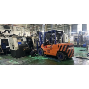 Nâng cẩu hàng hóa, đóng rút container tại Chơn Thành chuyên nghiệp