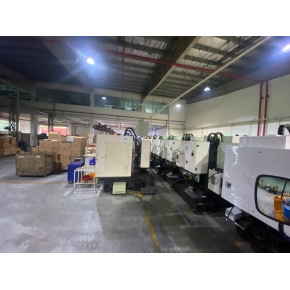 Cẩu máy móc hạng nặng tại KCN Bàu Bàng uy tín, chuyên nghiệp
