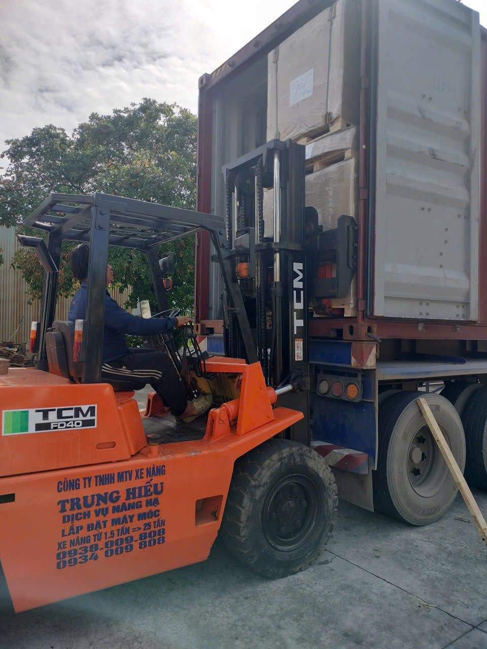 đóng rút container hàng hóa tại vsip